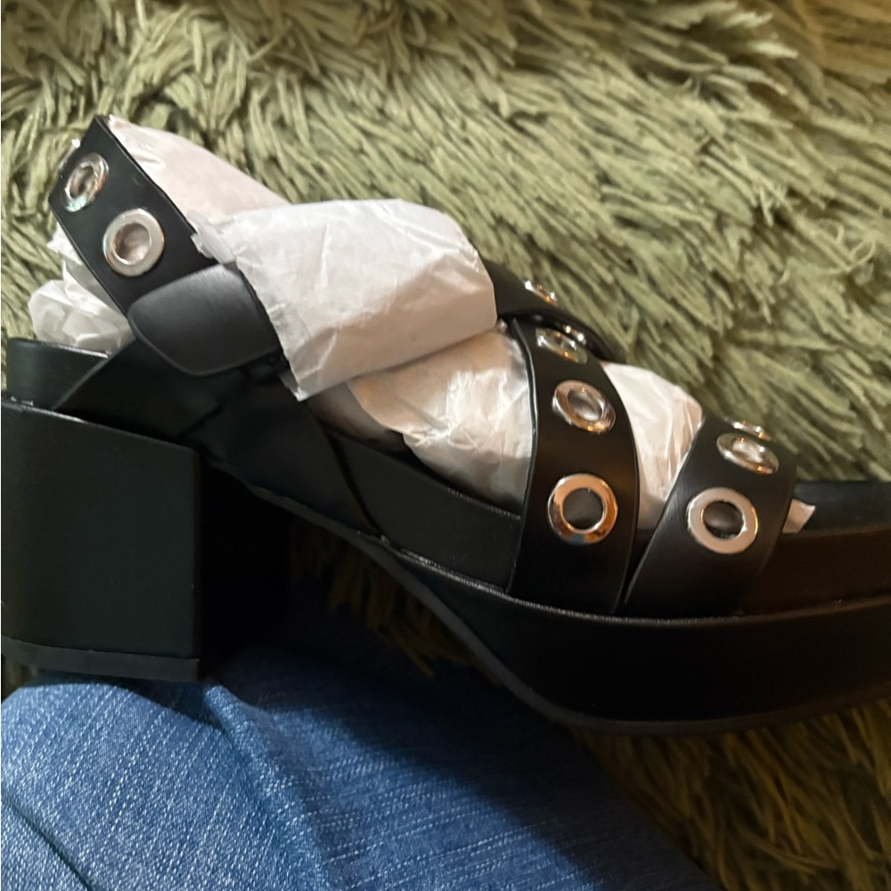 AEROSOLES Black Platform Sandals with Metallic Accents